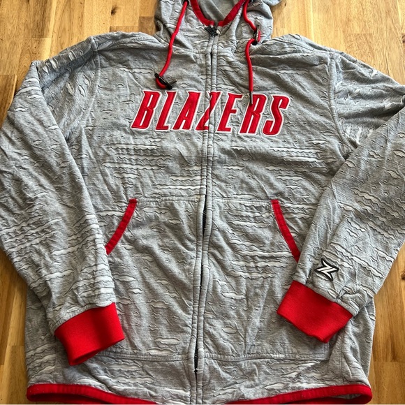 zipway Other - Zipway Portland Trail Blazers Tear-Away Hoodie Men’s L NBA Licensed